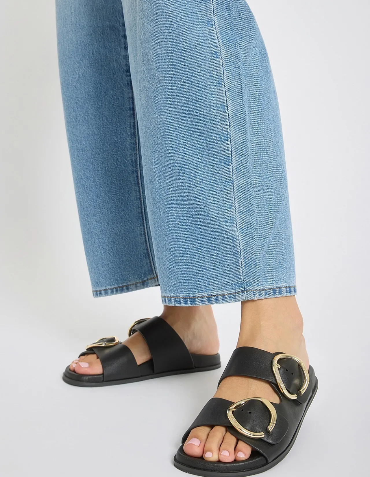TONE SANDAL
