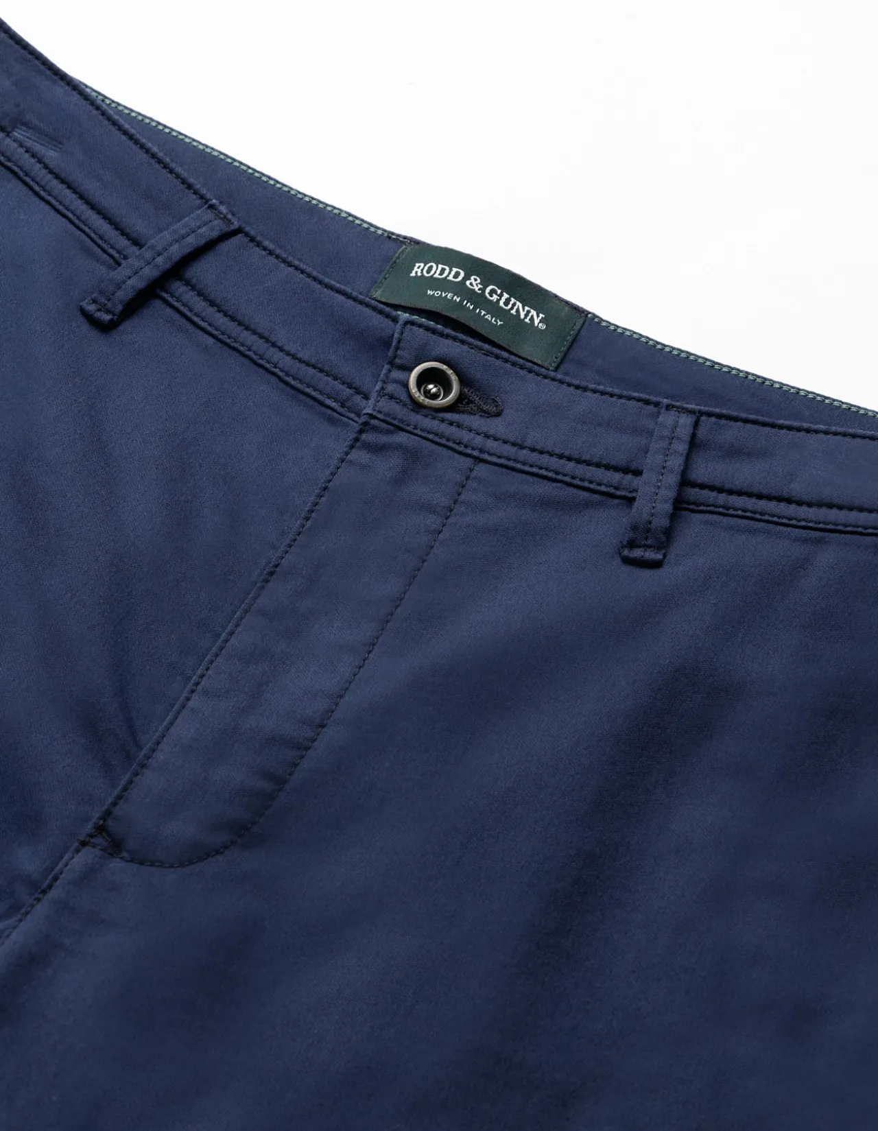 TONGARIRO SPORTS FIT 9" SHORT - MARINE
