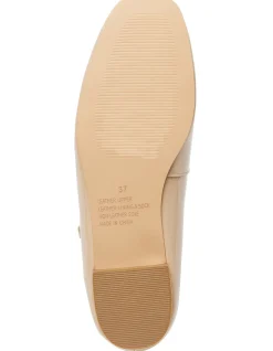 TOTTIE FLAT