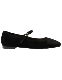 TOTTIE FLAT