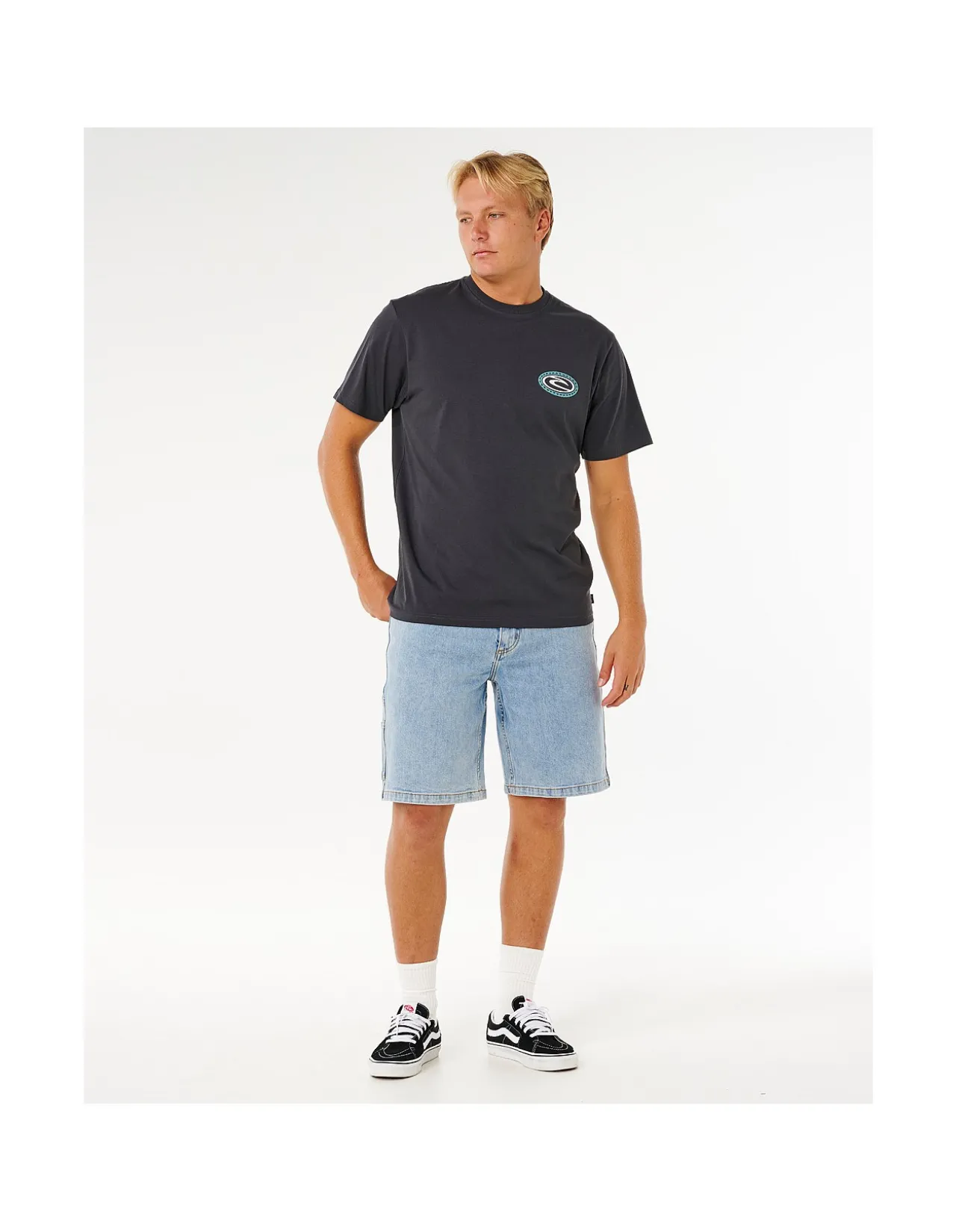 TRAD TEE