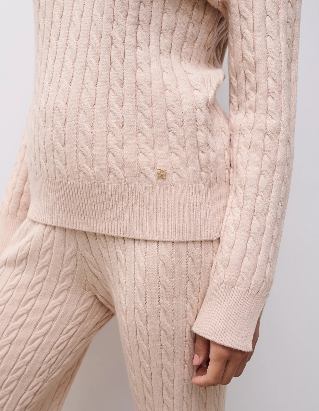 TWIST LONG SLEEVE JUMPER
