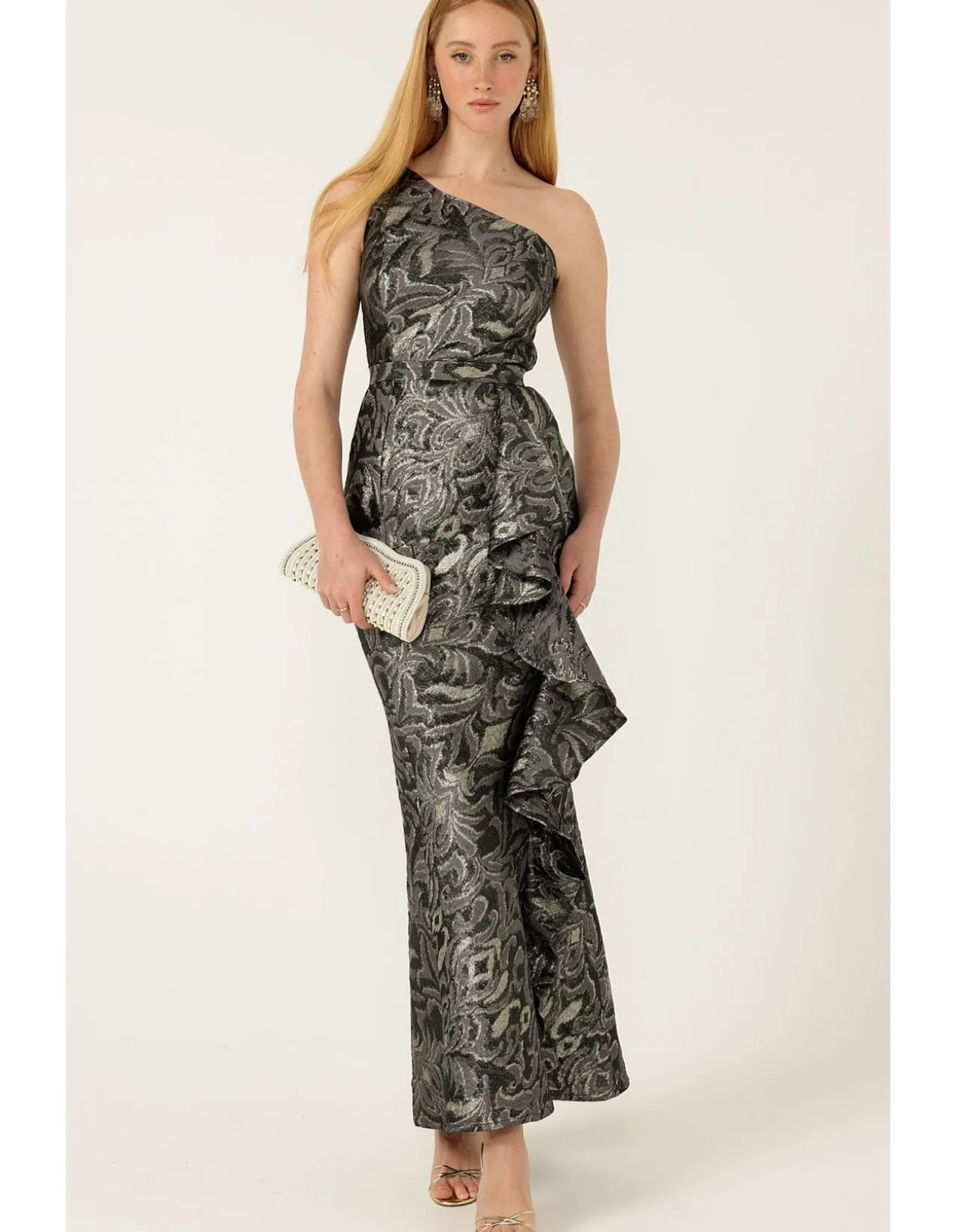 TYRA GOWN