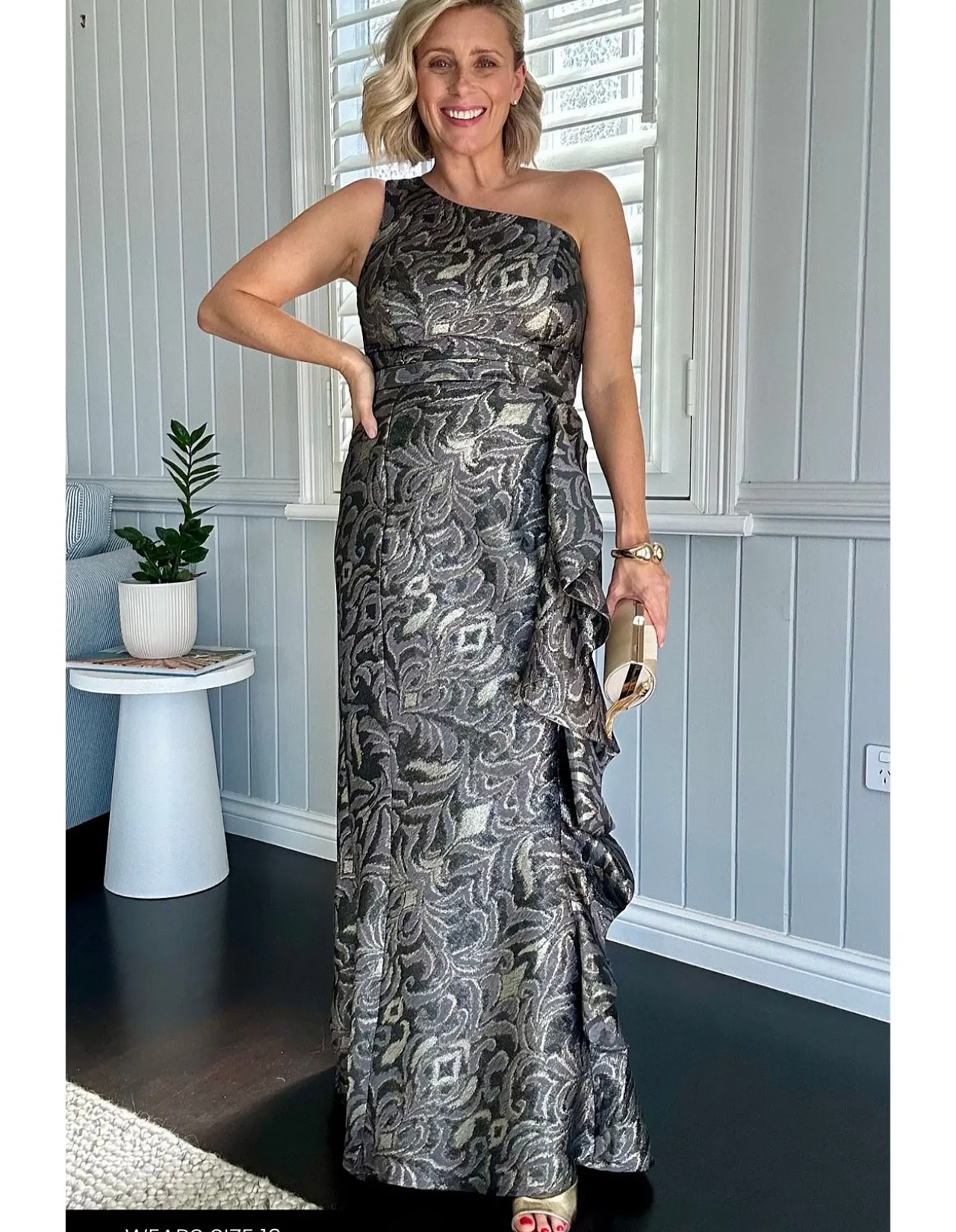 TYRA GOWN