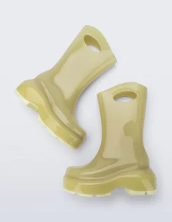 ULTRA BOOT