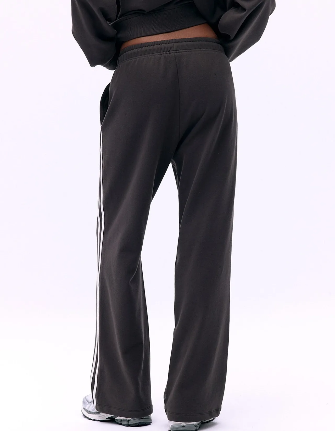Varsity Loose Fit Straight Leg Sweatpants