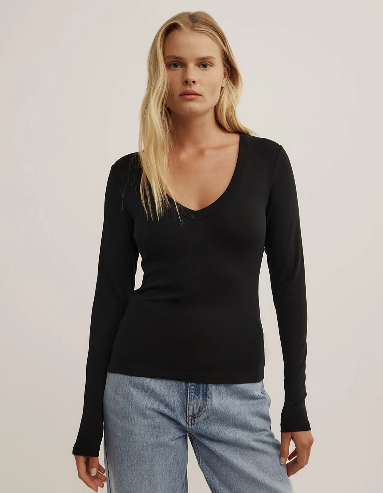 V-Neck Long Sleeve Top