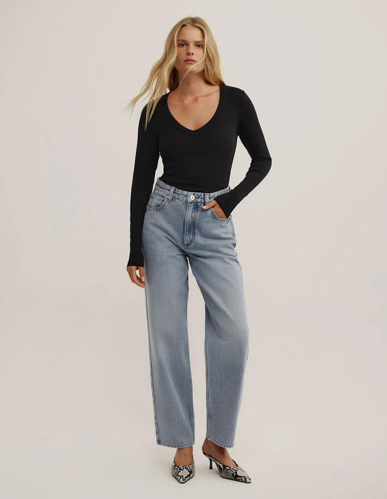 V-Neck Long Sleeve Top