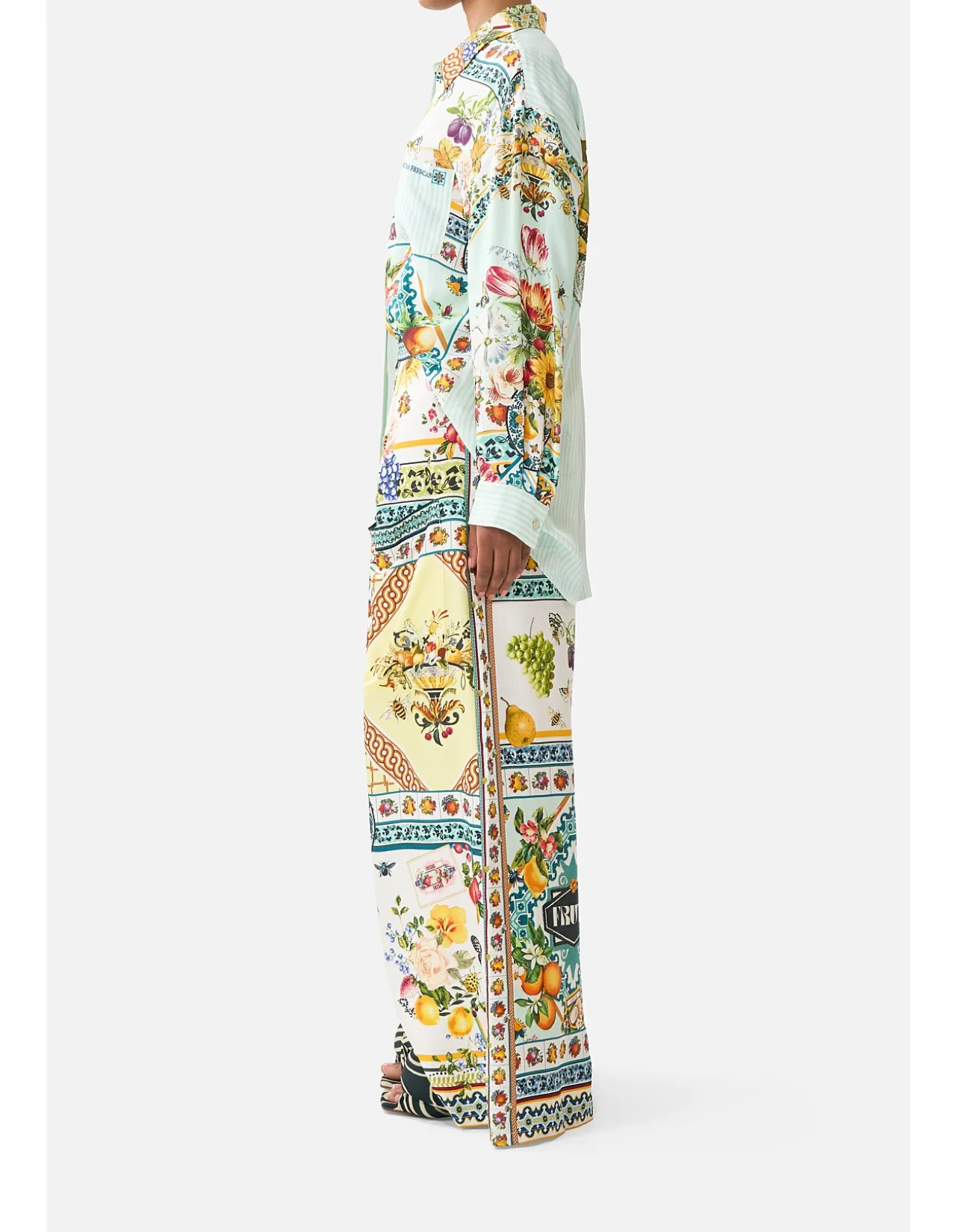 WIDE LEG TROUSER WITH FRONT POCKETS