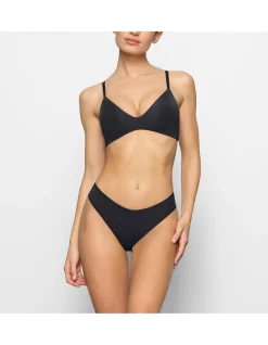 WIRELESS FORM T-SHIRT BRA