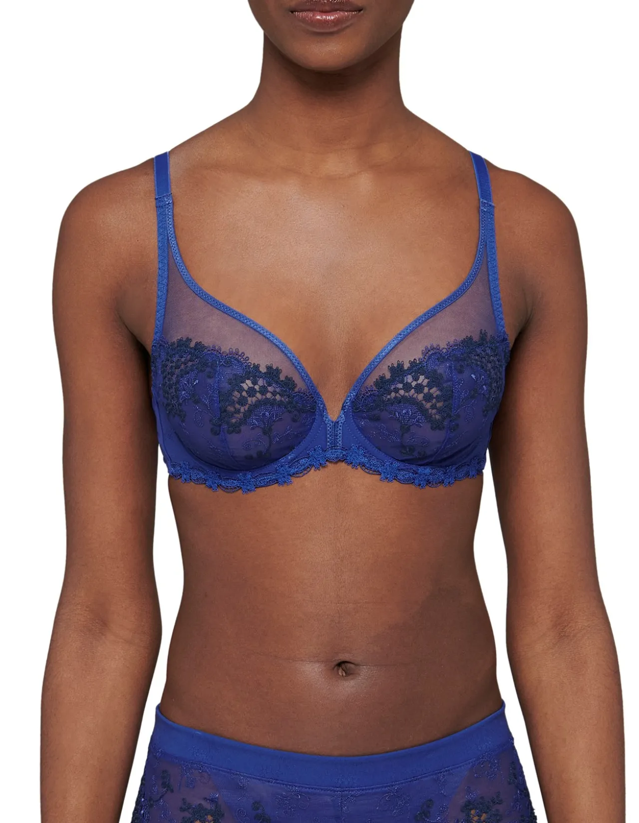 WISH FULL CUP PLUNGE BRA