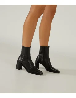 WOMEN'S DUSTY BOOT