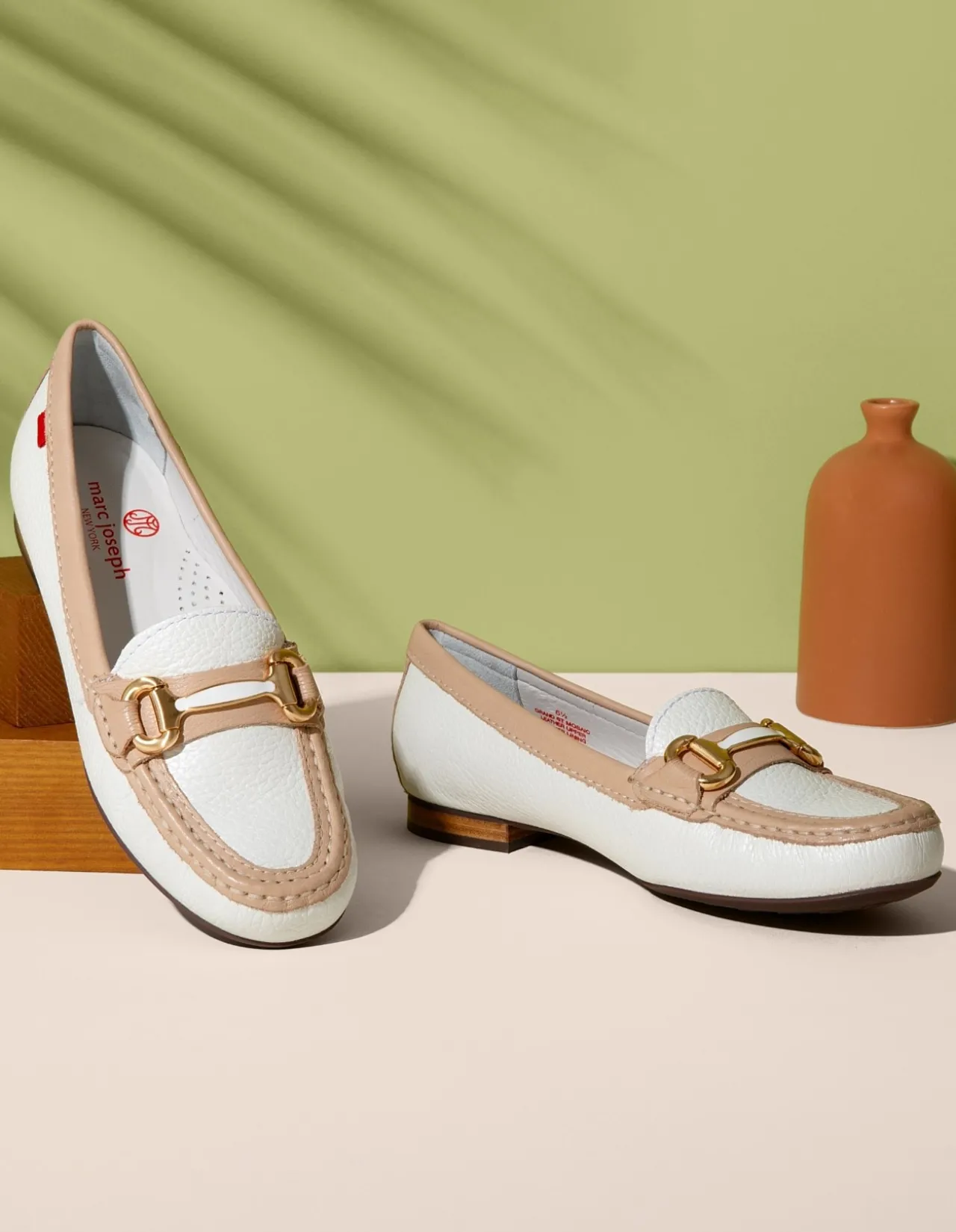 WOMEN'S GRAND ST LOAFER SHOE