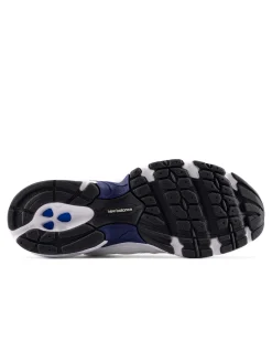 WOMEN'S 530 SNEAKER