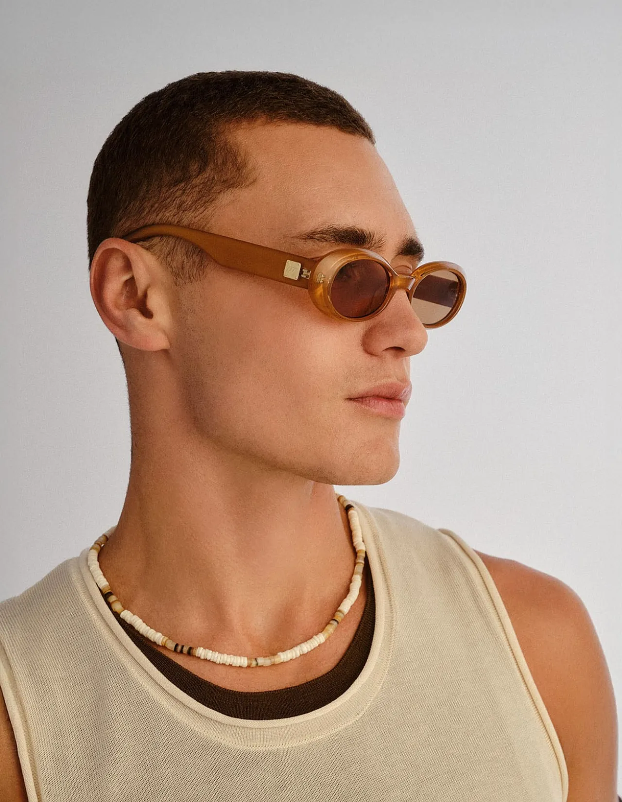 WORK IT! GOLD OVAL TAN TINT SUNGLASSES